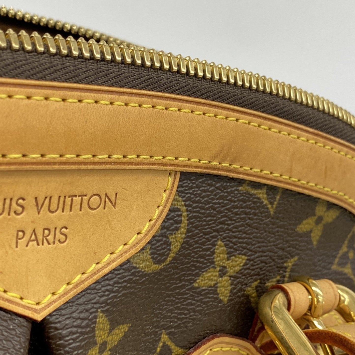 Louis Vuitton Tivoli Brown Canvas Hand Bag