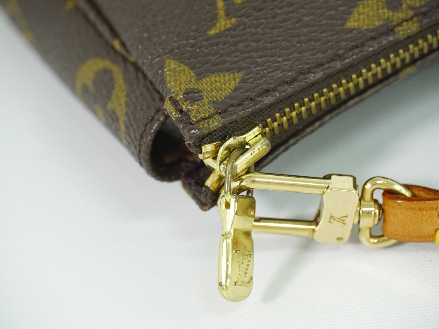 Louis Vuitton Pochette Accessoire Brown Canvas Clutch Bag