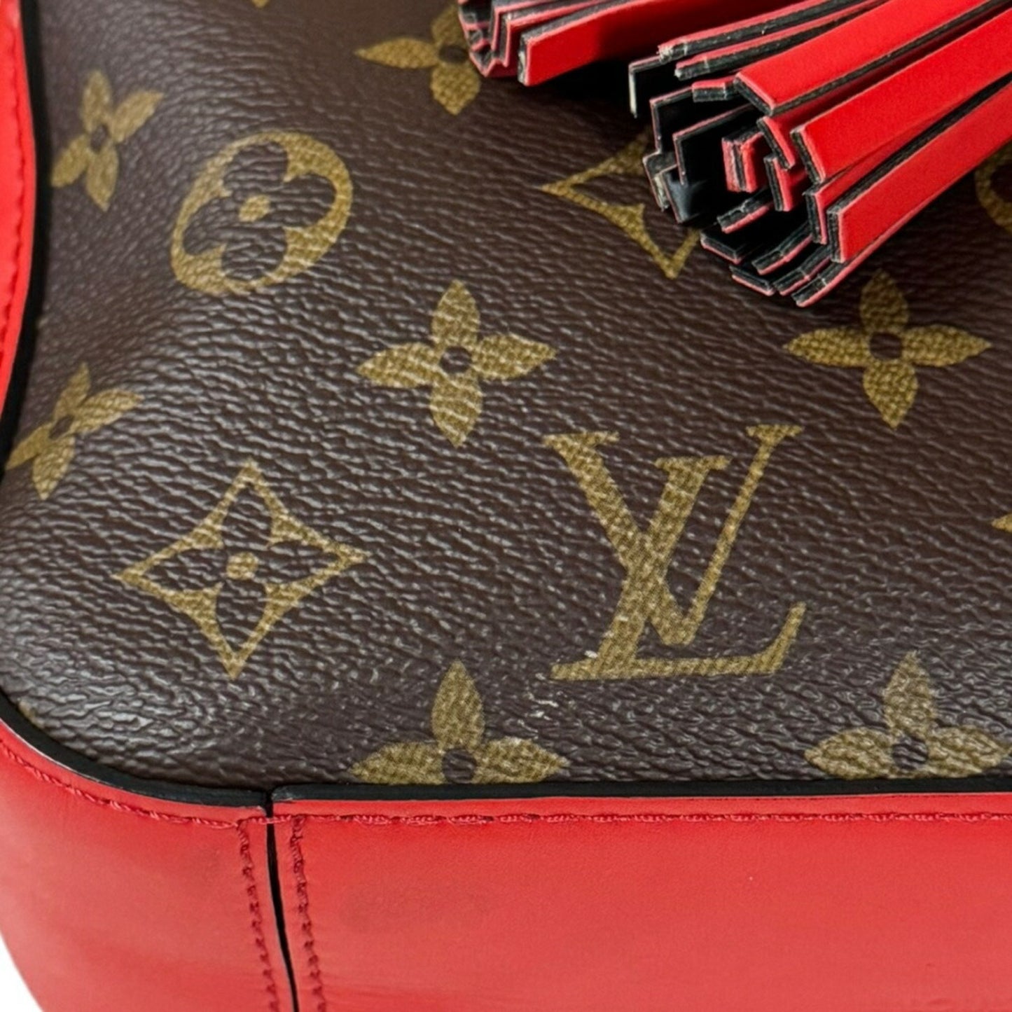 Louis Vuitton Saintonge Brown Canvas Shoulder Bag