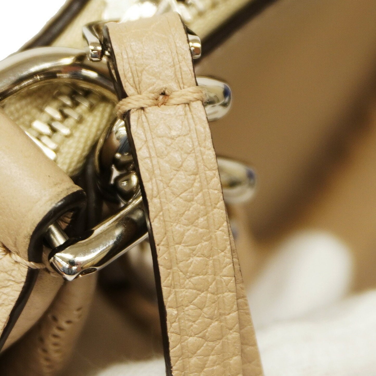 Louis Vuitton Babylone BB Beige Leather Hand Bag