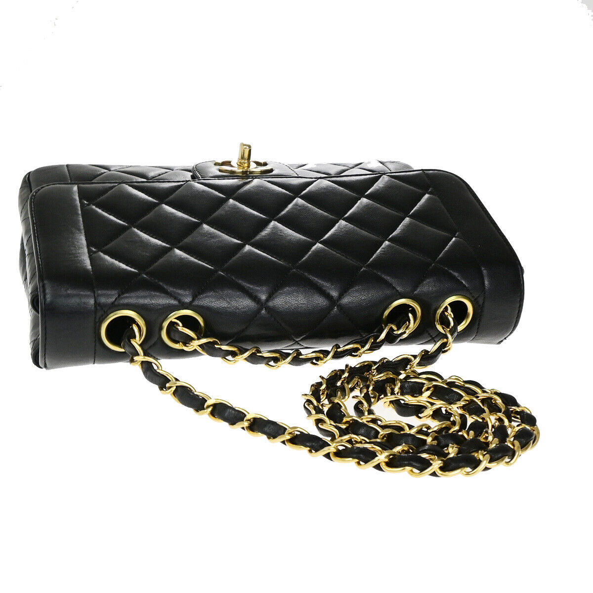 Chanel Single flap Black Leather Shoulder Bag