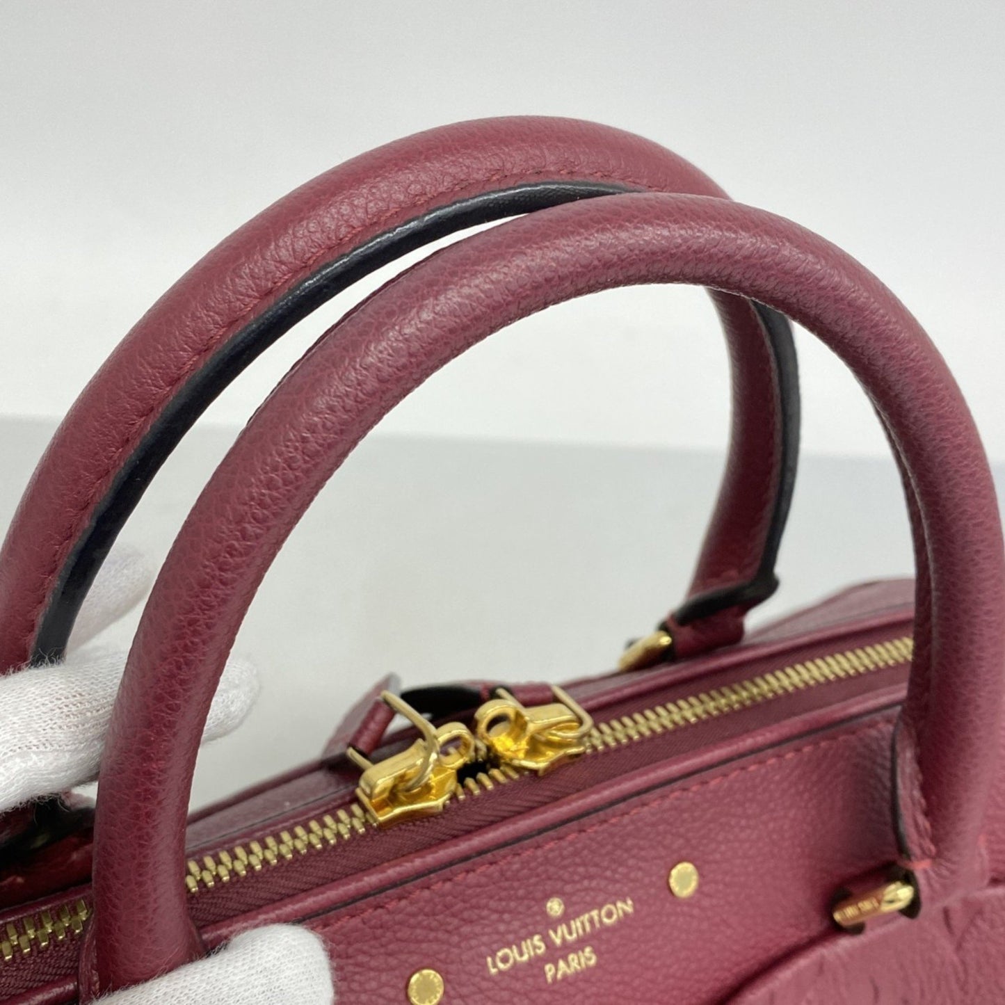 Louis Vuitton Speedy bandoulière 25 Burgundy Leather Hand Bag