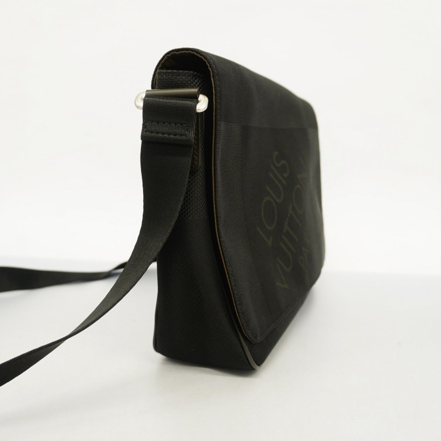 Louis Vuitton Petit messager Black Canvas Shoulder Bag