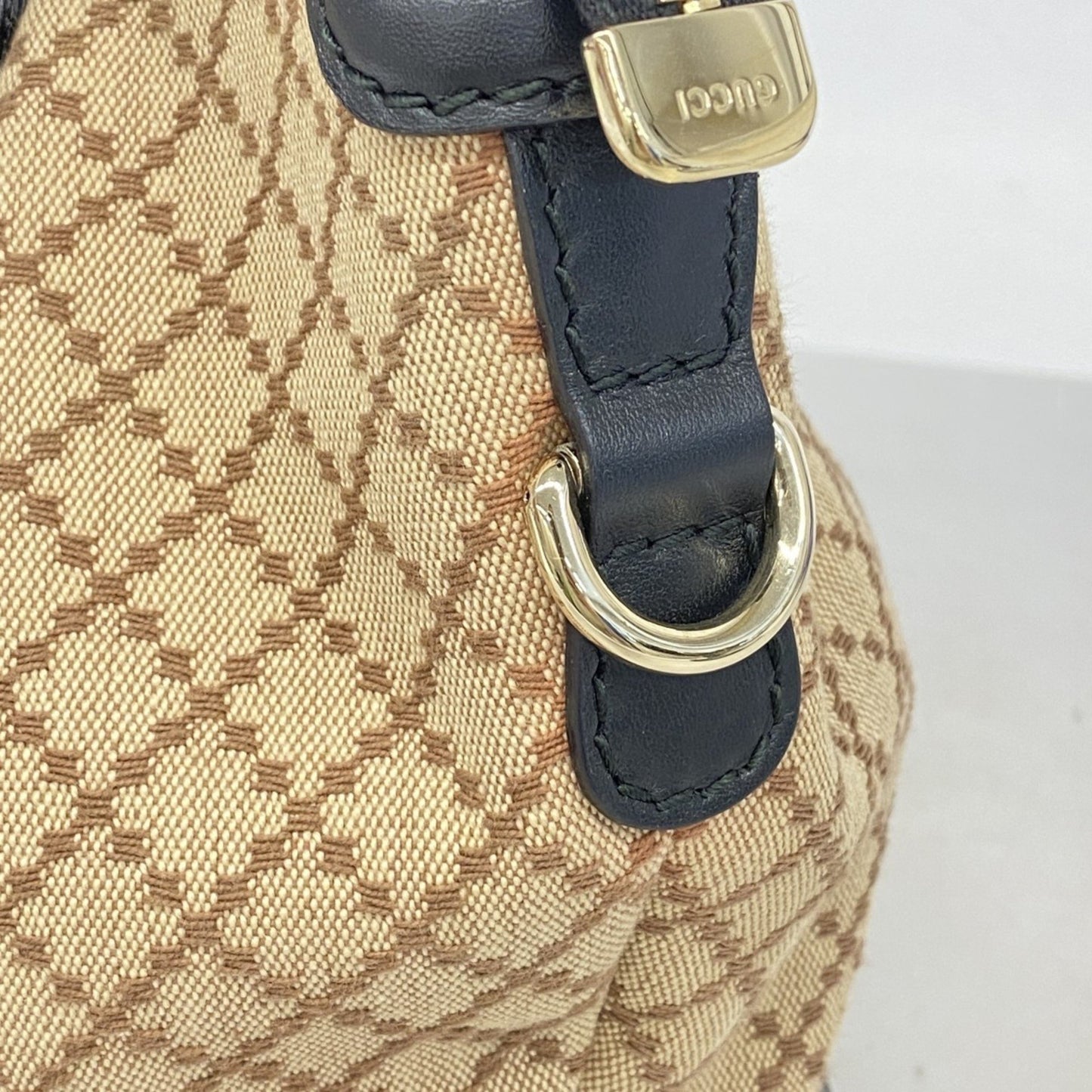 Gucci Sukey Beige Canvas Hand Bag