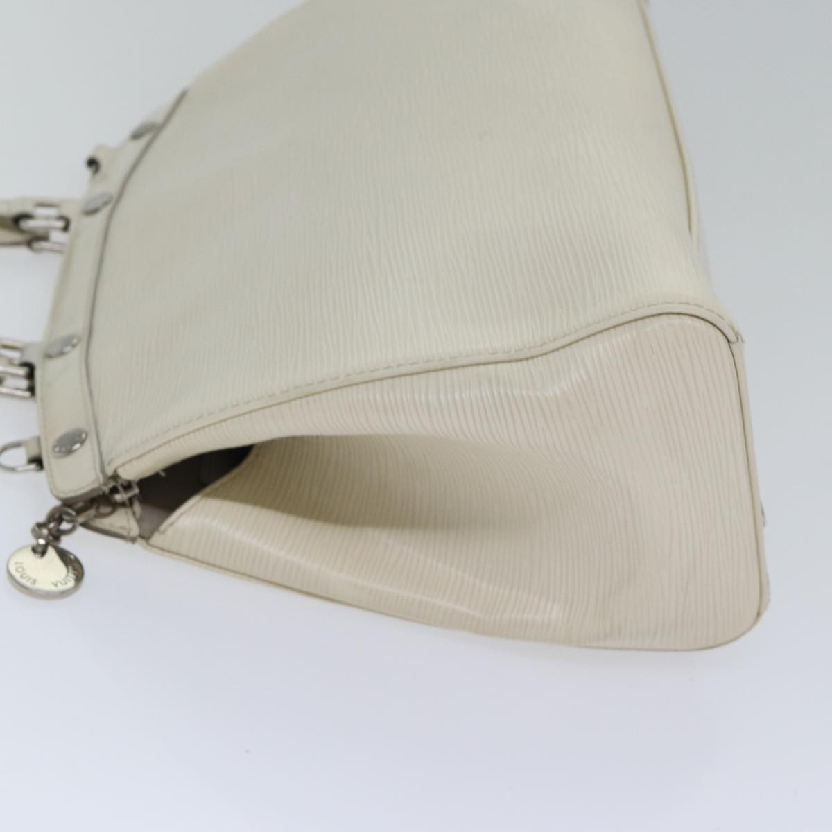 Louis Vuitton Blair White Leather Hand Bag