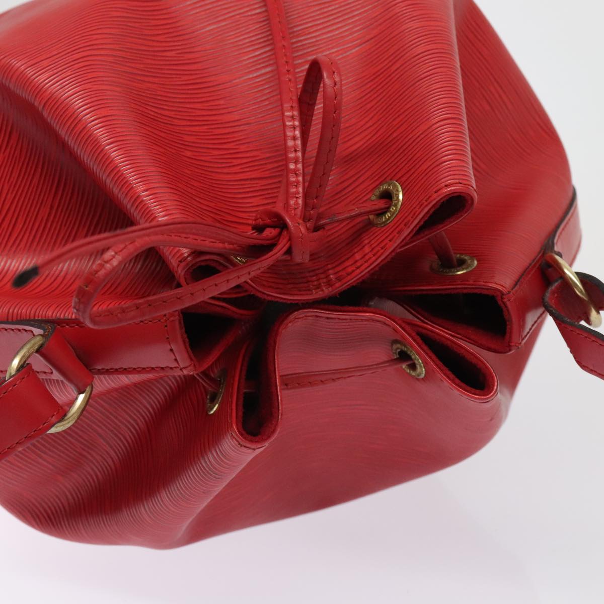 Louis Vuitton Noé Red Leather Shoulder Bag