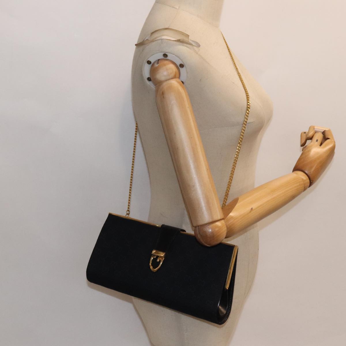 Gucci GG canvas Black Canvas Shoulder Bag