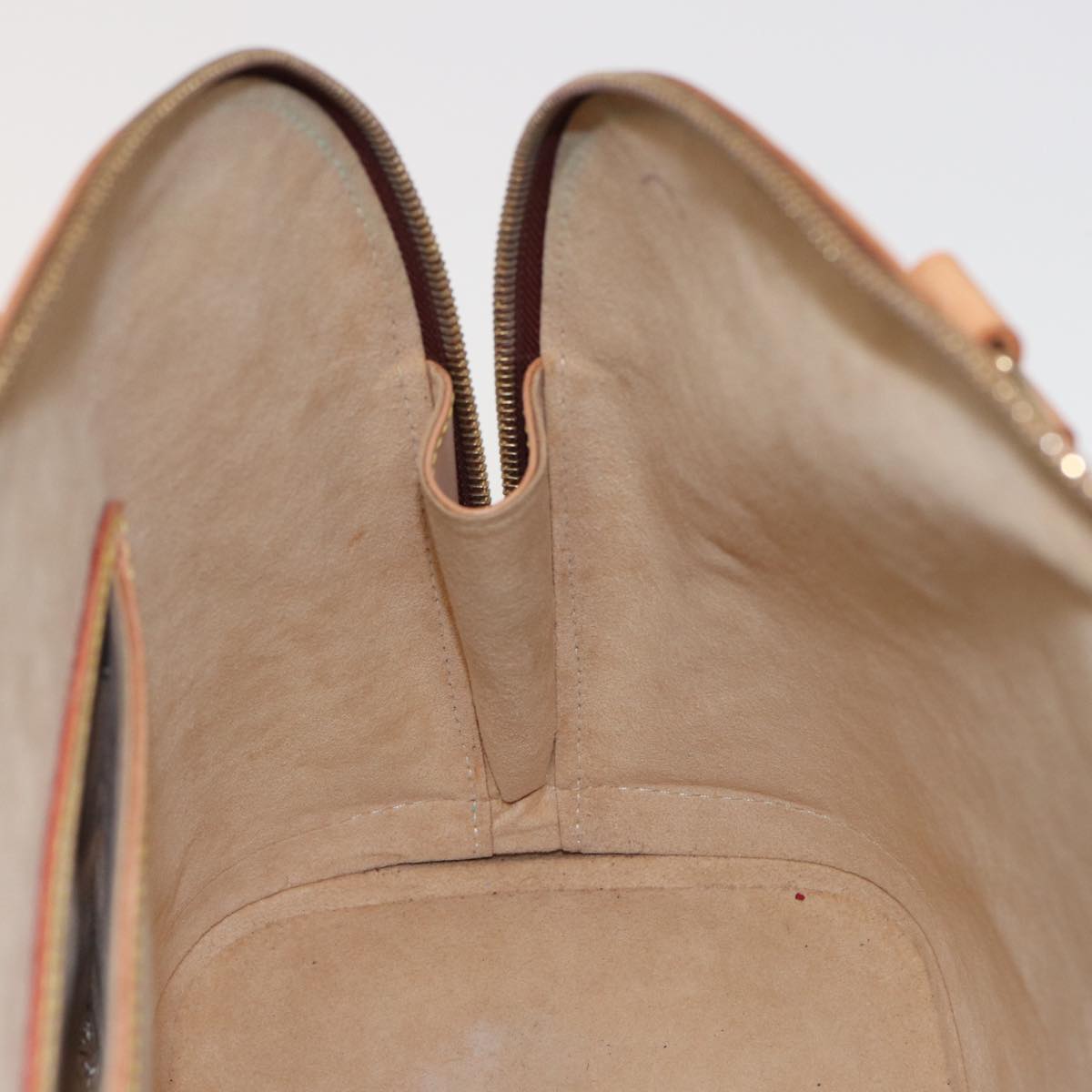 Louis Vuitton Alma Beige Leather Hand Bag