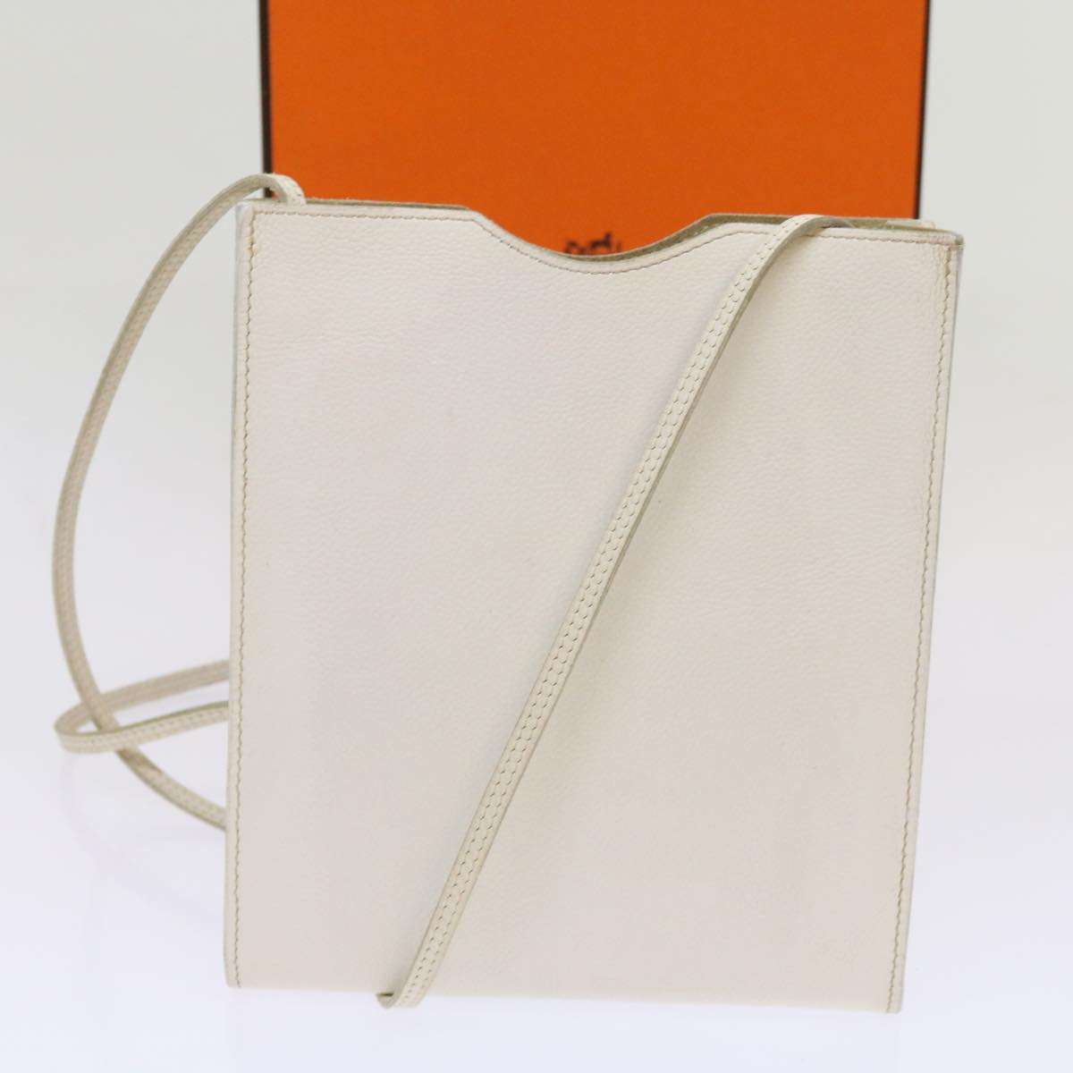 Hermès White Leather Shoulder Bag