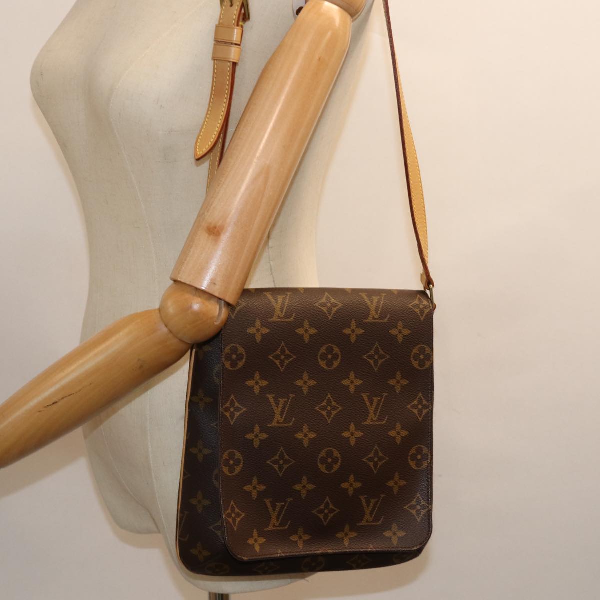 Louis Vuitton Musette Salsa Brown Canvas Shoulder Bag