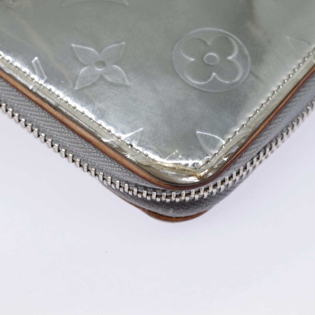 Louis Vuitton Zippy Wallet Vertical Silver Patent Leather Wallet Accessories