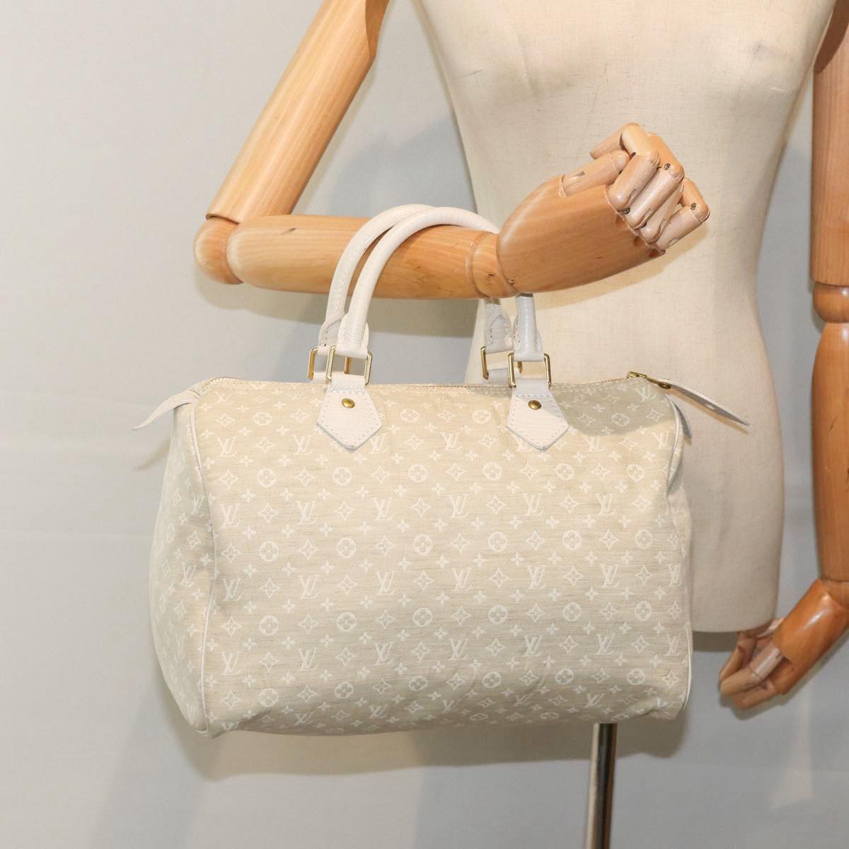 Louis Vuitton Speedy 30 Beige Canvas Hand Bag