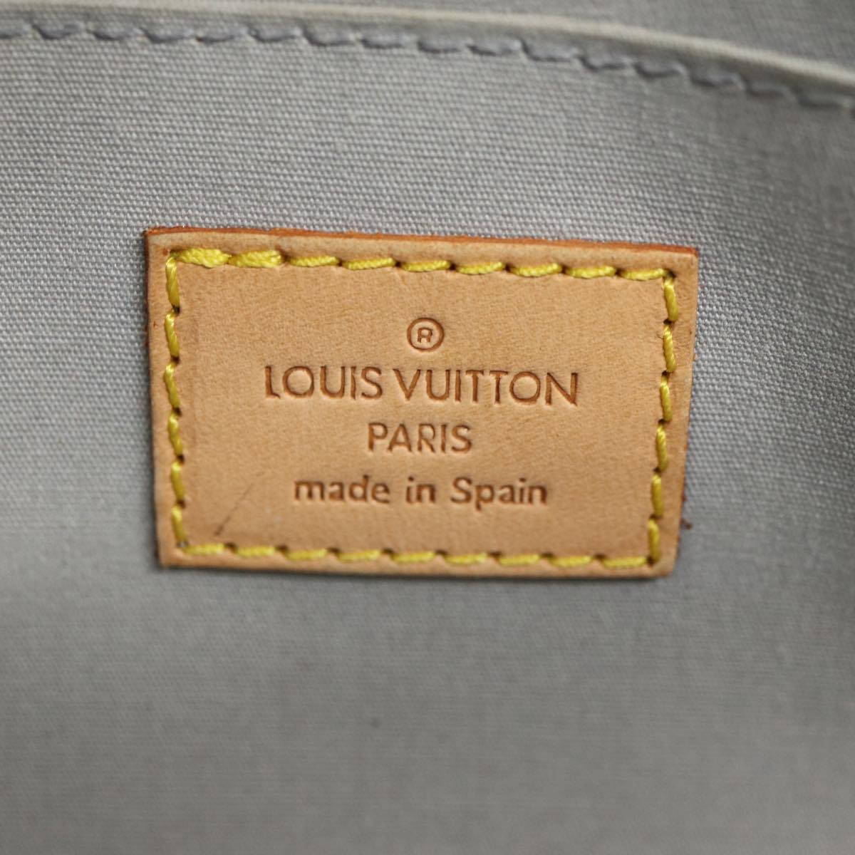 Louis Vuitton Roxbury Beige Patent Leather Hand Bag