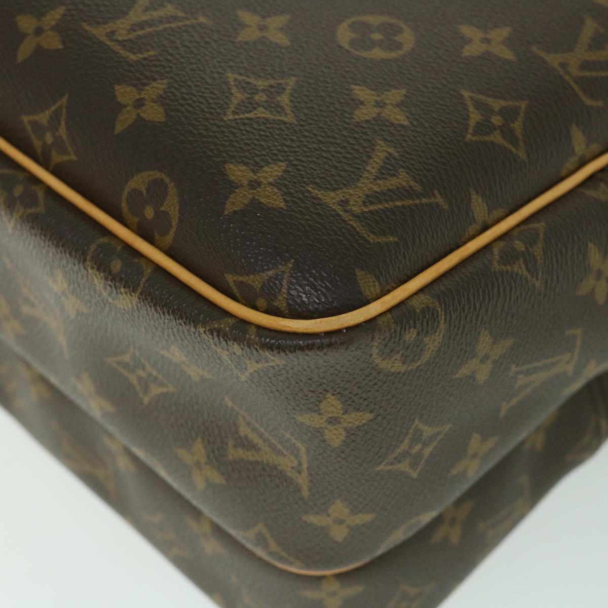 Louis Vuitton Reporter Brown Canvas Shoulder Bag