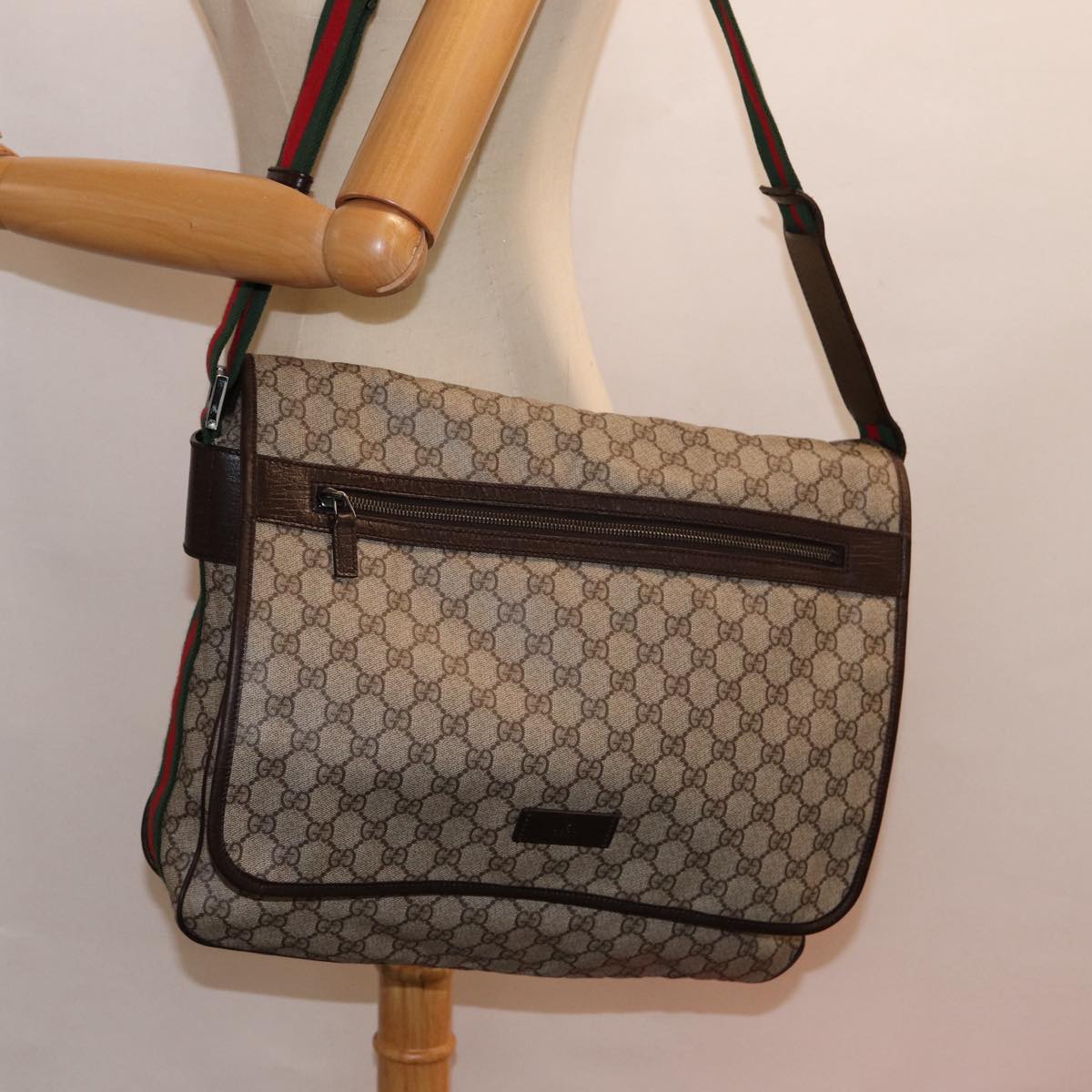 Gucci Messenger Beige Canvas Shoulder Bag