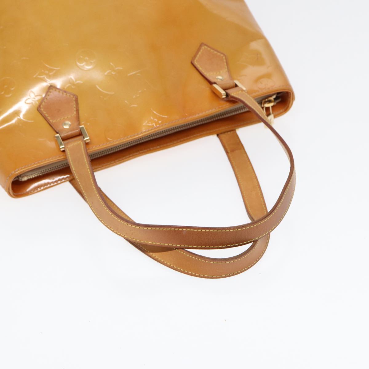 Louis Vuitton Houston Beige Patent Leather Hand Bag