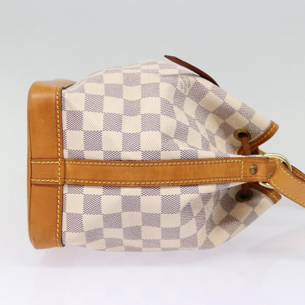 Louis Vuitton Noé White Canvas Shoulder Bag