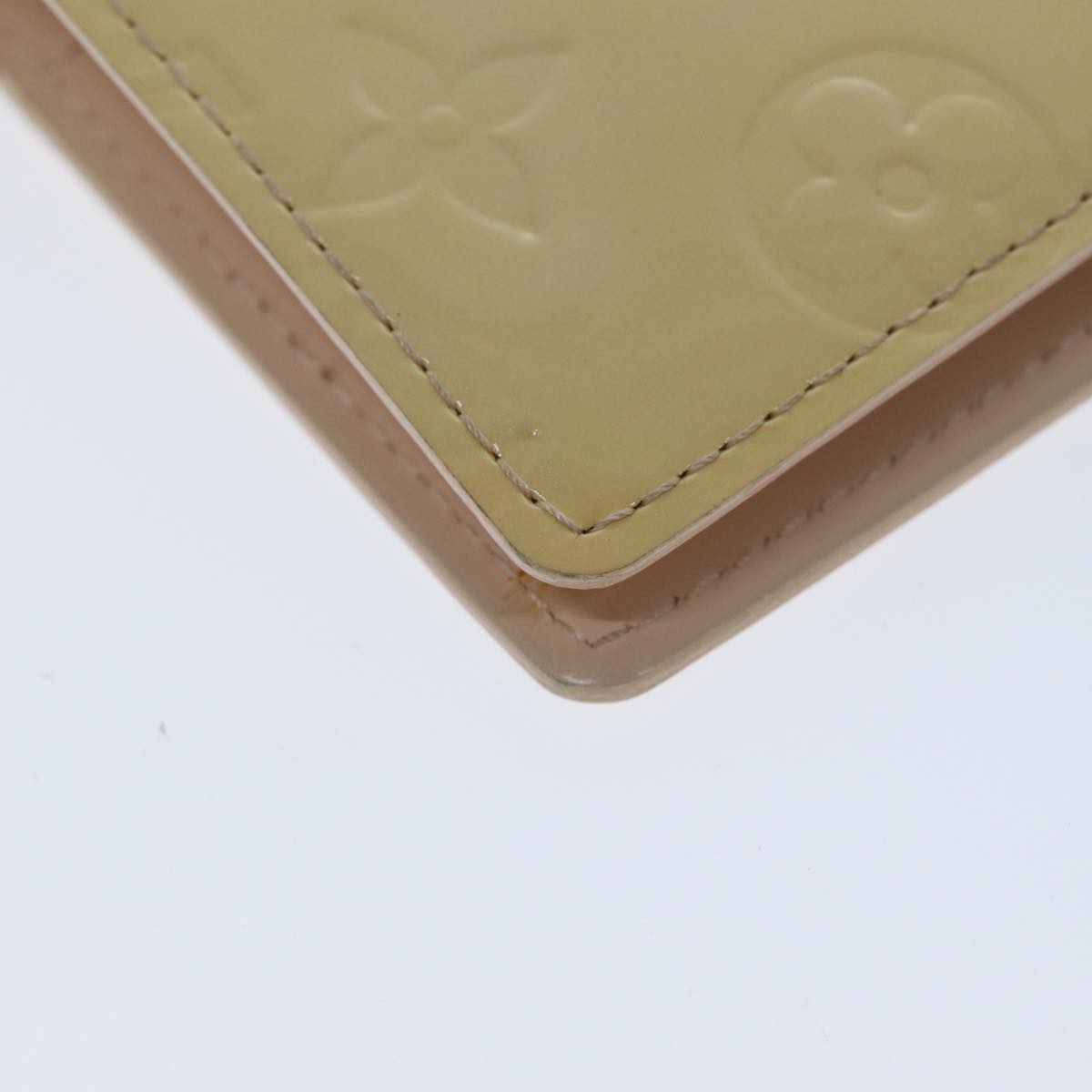 Louis Vuitton Agenda PM Beige Patent Leather Wallet Accessories