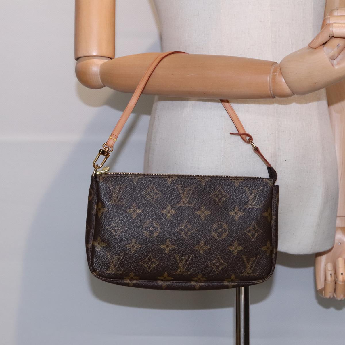 Louis Vuitton Pochette Accessoire Brown Canvas Clutch Bag