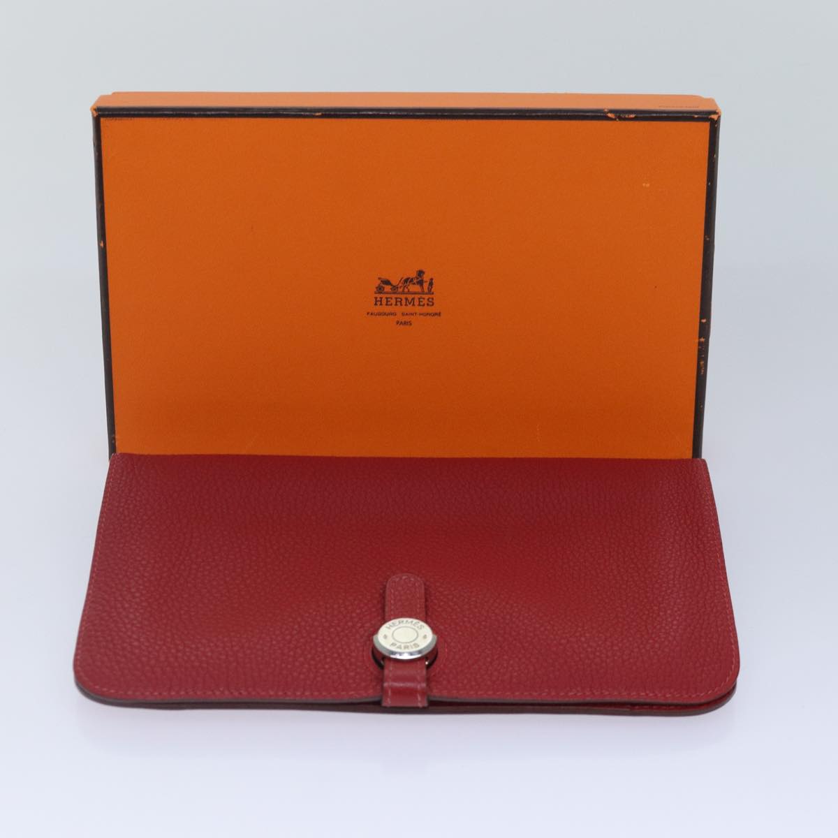 Hermès dOGON gm Pink Leather Wallet Accessories