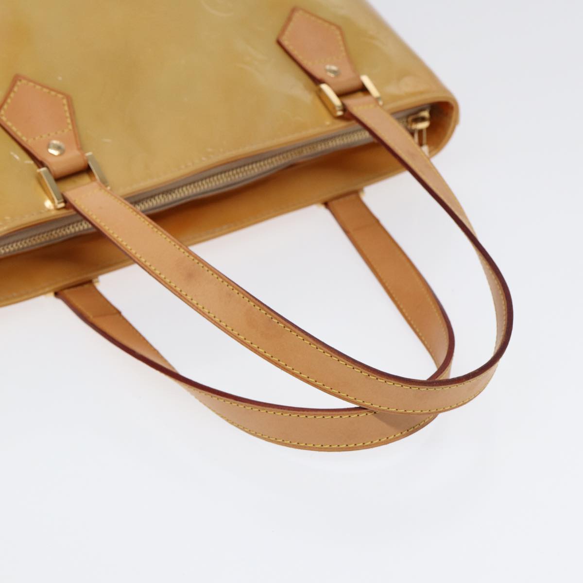 Louis Vuitton Houston Beige Patent Leather Hand Bag