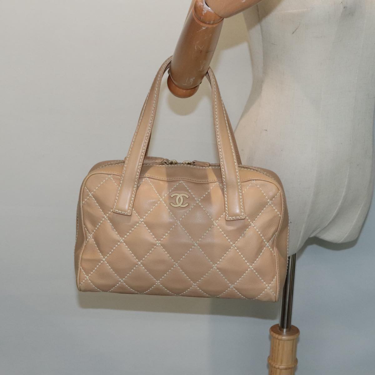 Chanel Wild stitch Beige Leather Hand Bag