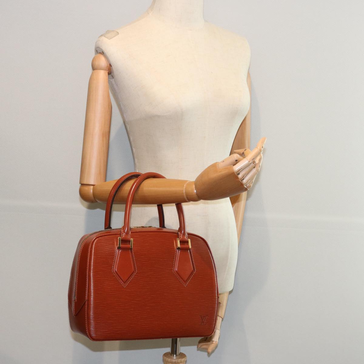 Louis Vuitton Voltaire Brown Leather Hand Bag