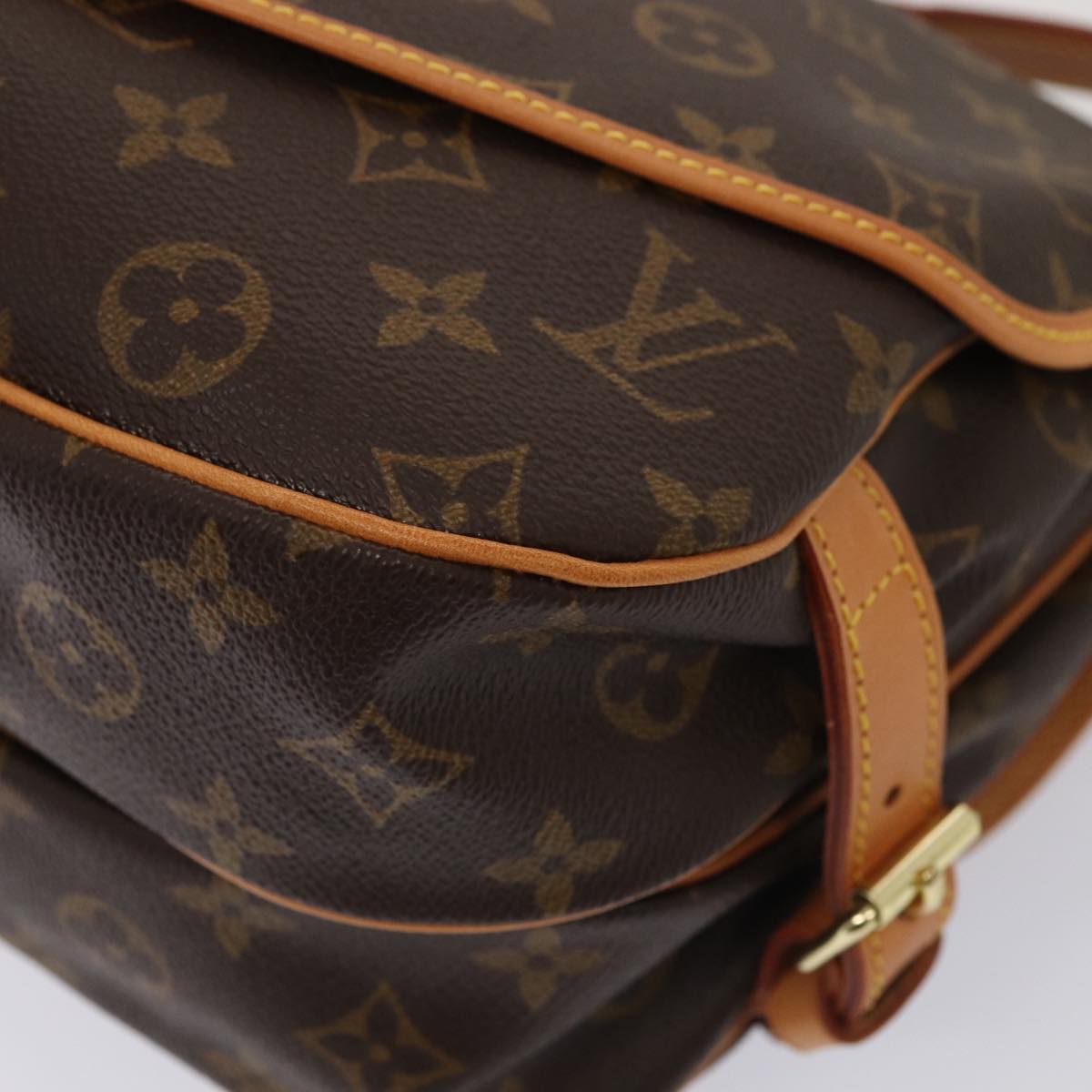 Louis Vuitton Saumur Brown Canvas Shoulder Bag