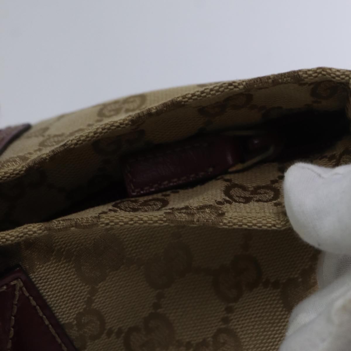 Gucci Sherry Beige Canvas Shoulder Bag