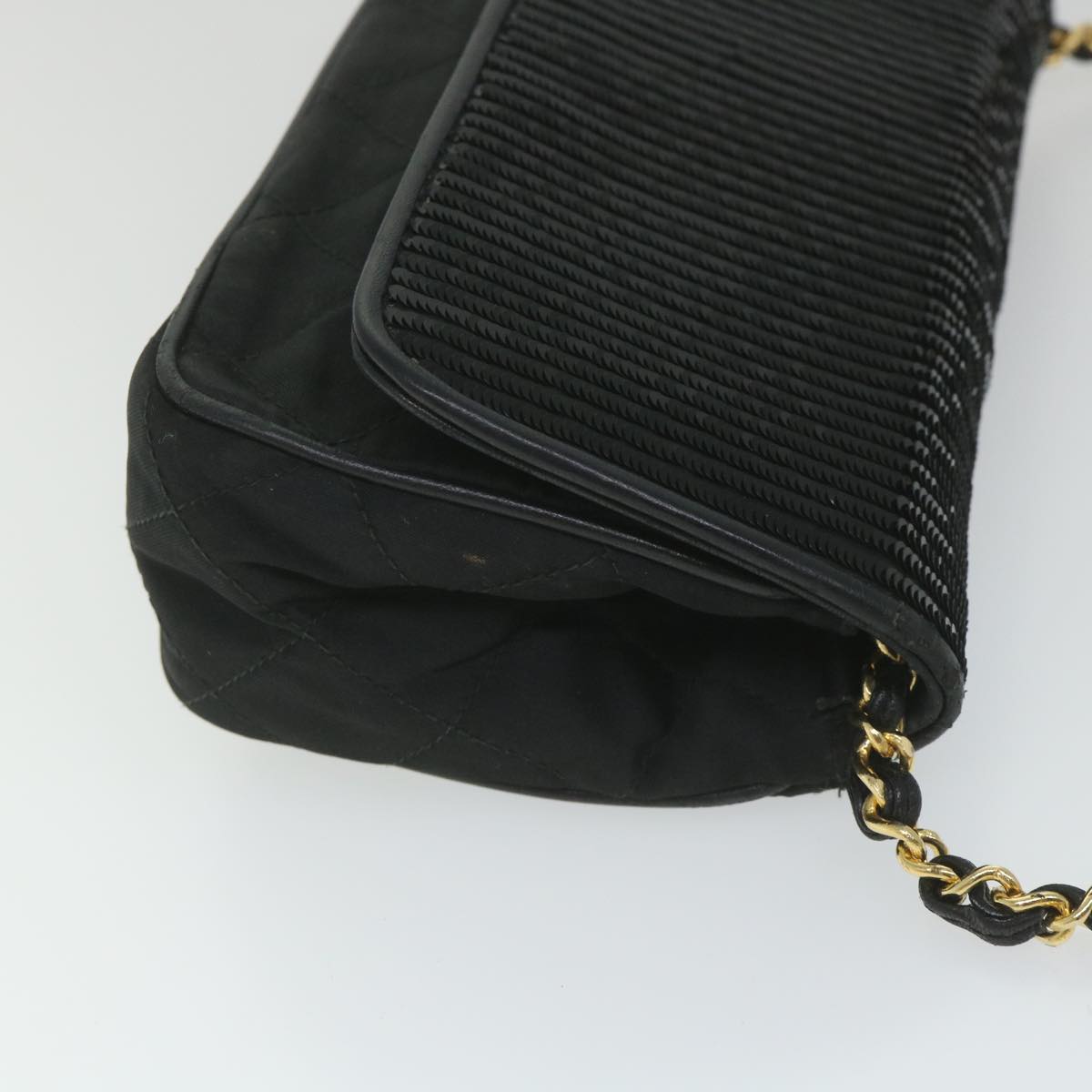 Chanel Black Synthetic Shoulder Bag