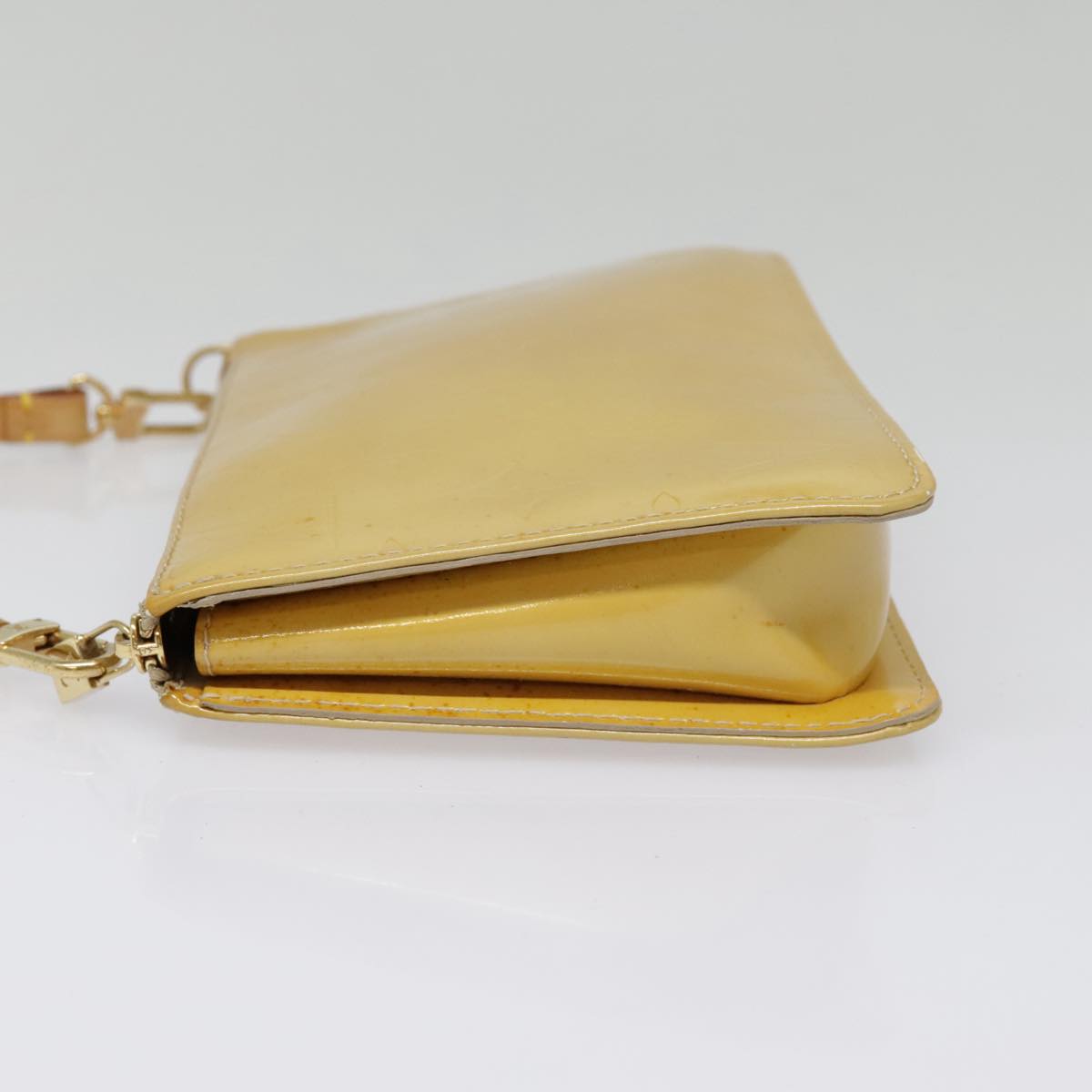 Louis Vuitton Lexington Beige Patent Leather Clutch Bag