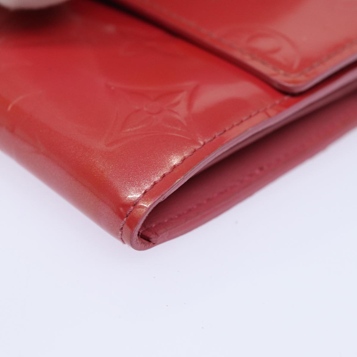 Louis Vuitton Sarah Red Patent Leather Wallet Accessories