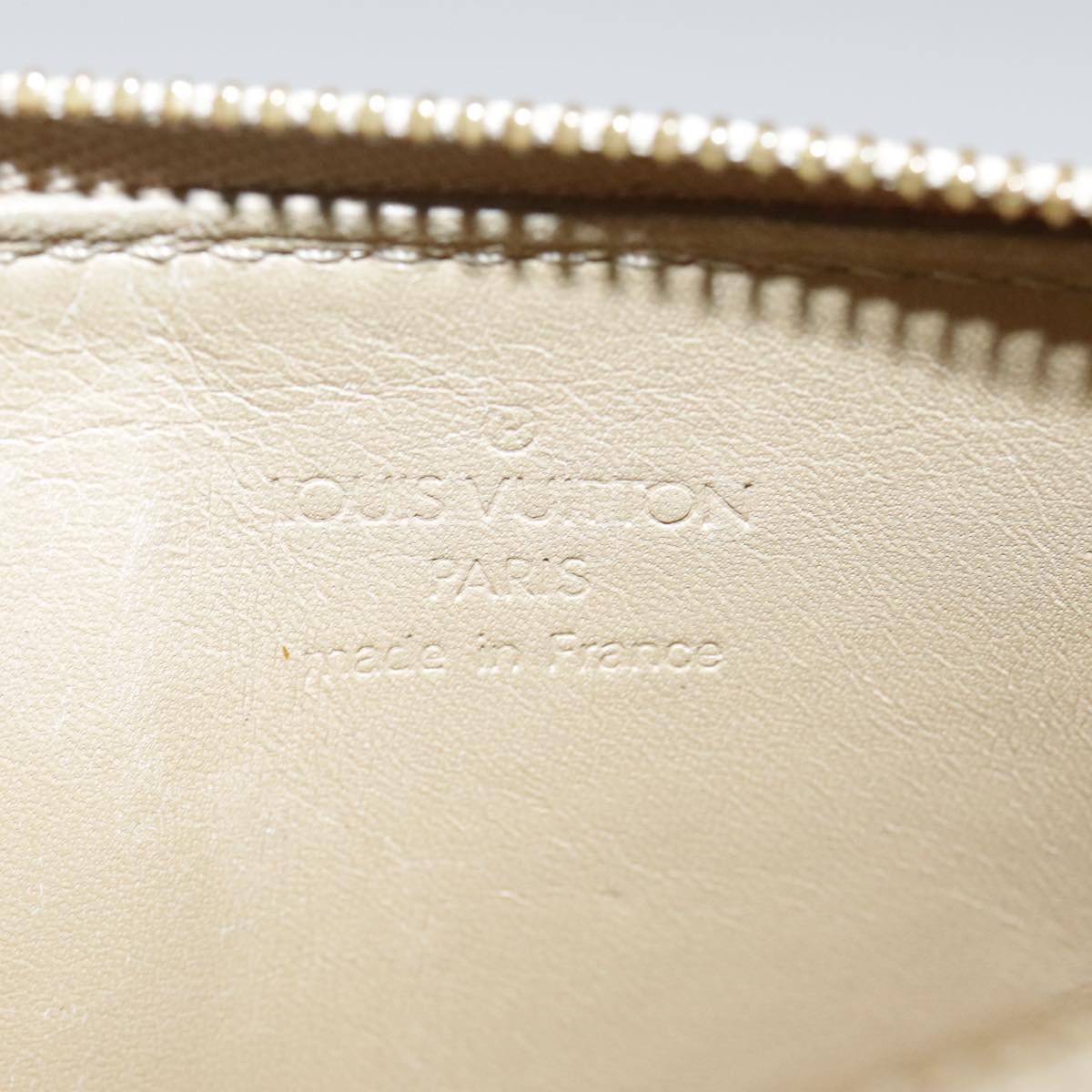 Louis Vuitton Lexington Beige Patent Leather Clutch Bag