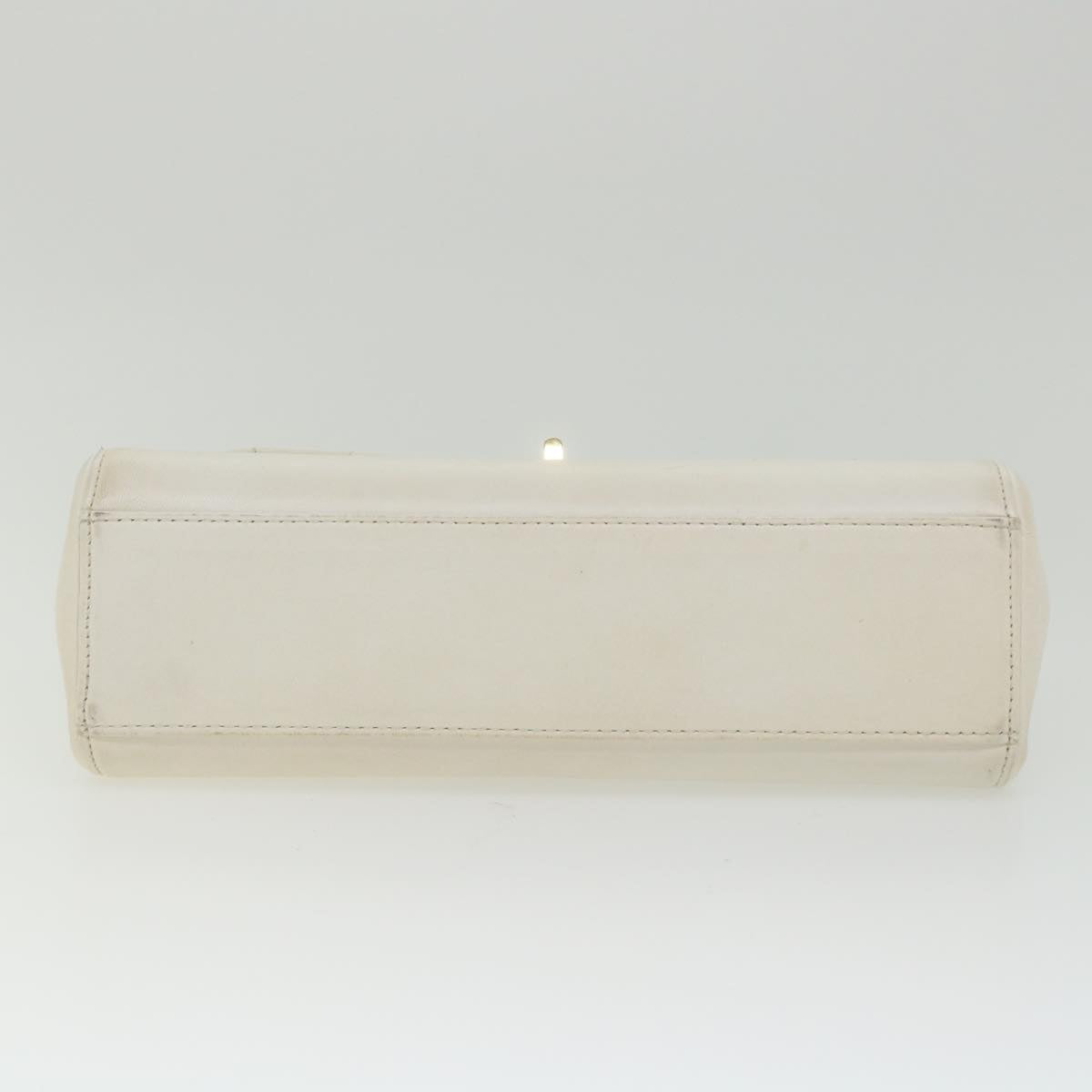 Chanel Flap bag White Leather Shoulder Bag