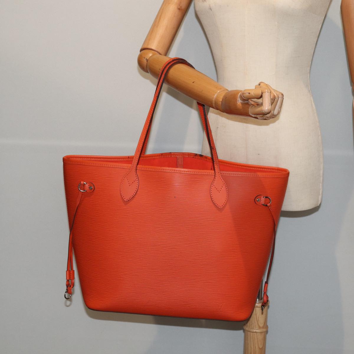 Louis Vuitton Neverfull Orange Leather Tote Bag