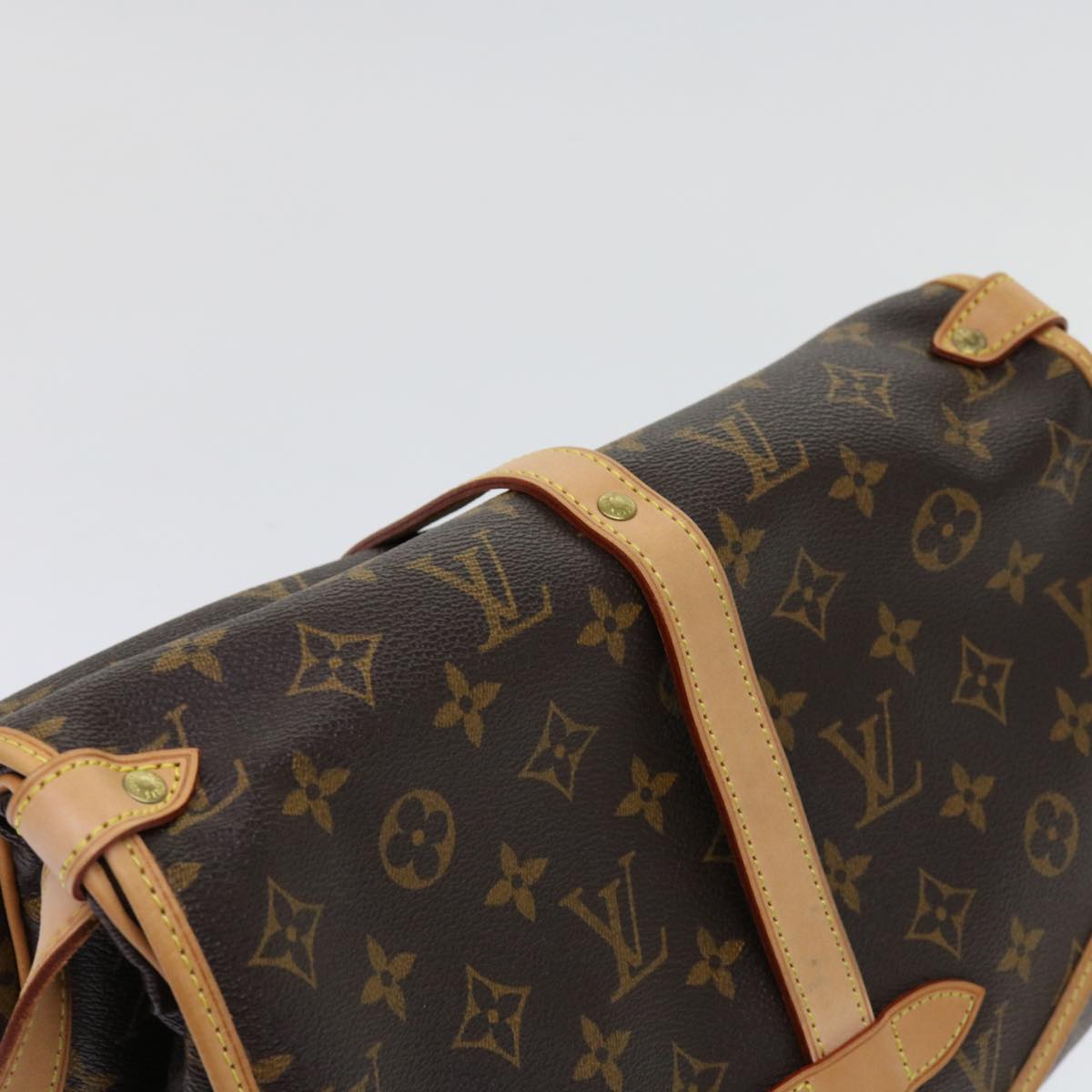 Louis Vuitton Saumur Brown Canvas Shoulder Bag