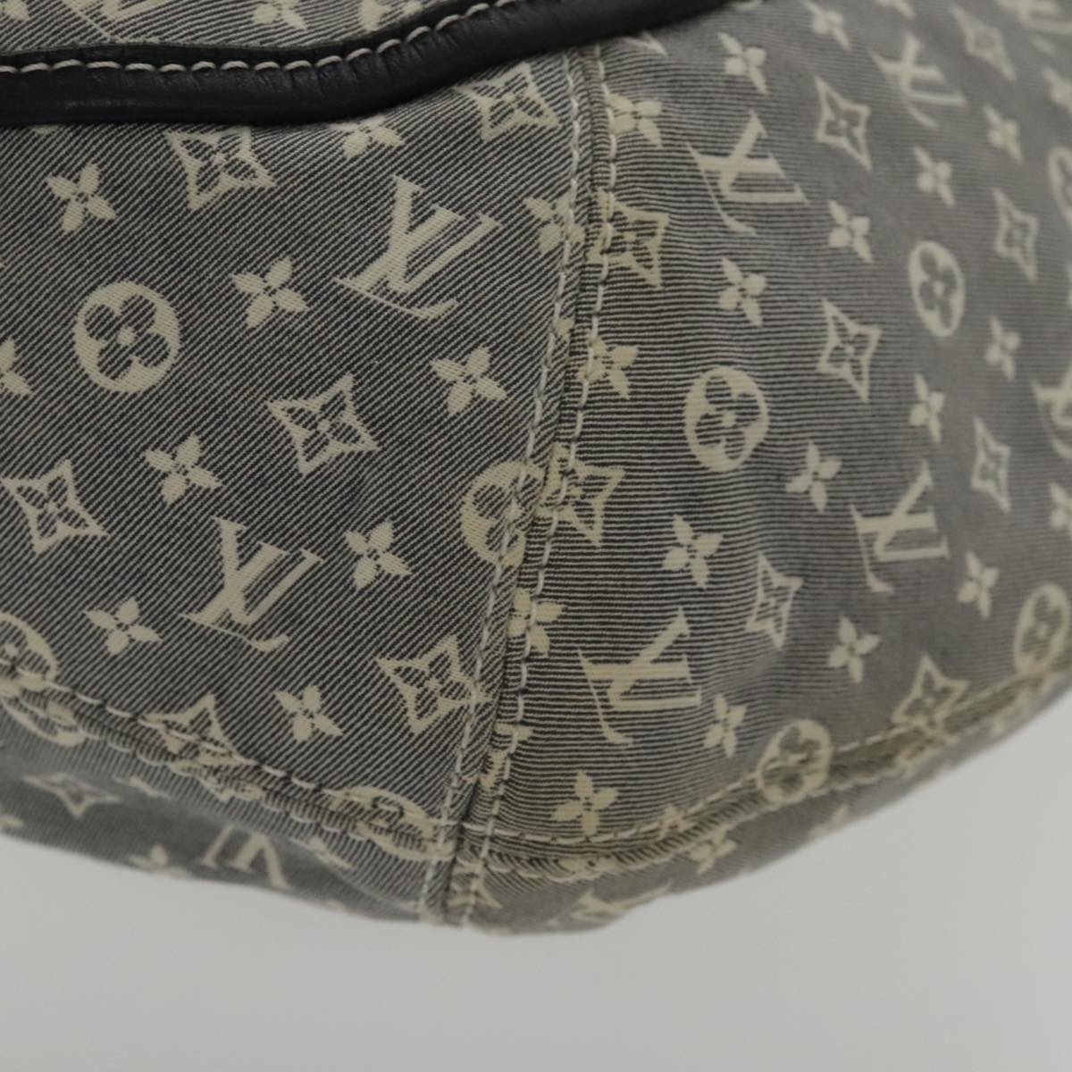 Louis Vuitton Idylle Grey Canvas Shoulder Bag