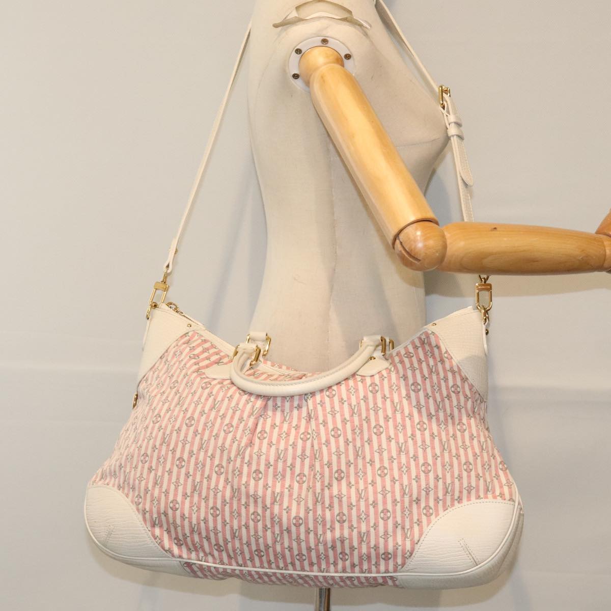 Louis Vuitton Croisette Pink Cotton Hand Bag