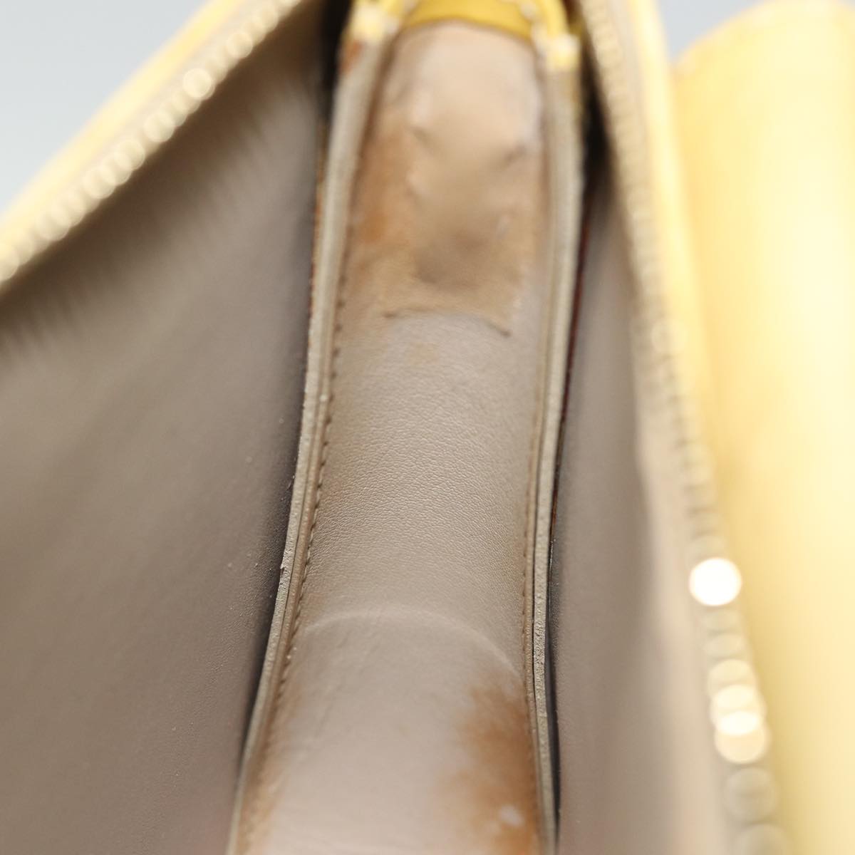 Louis Vuitton Mott Beige Patent Leather Shoulder Bag