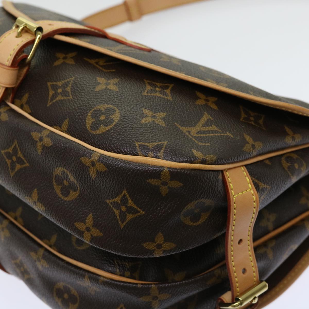 Louis Vuitton Saumur Brown Canvas Shoulder Bag