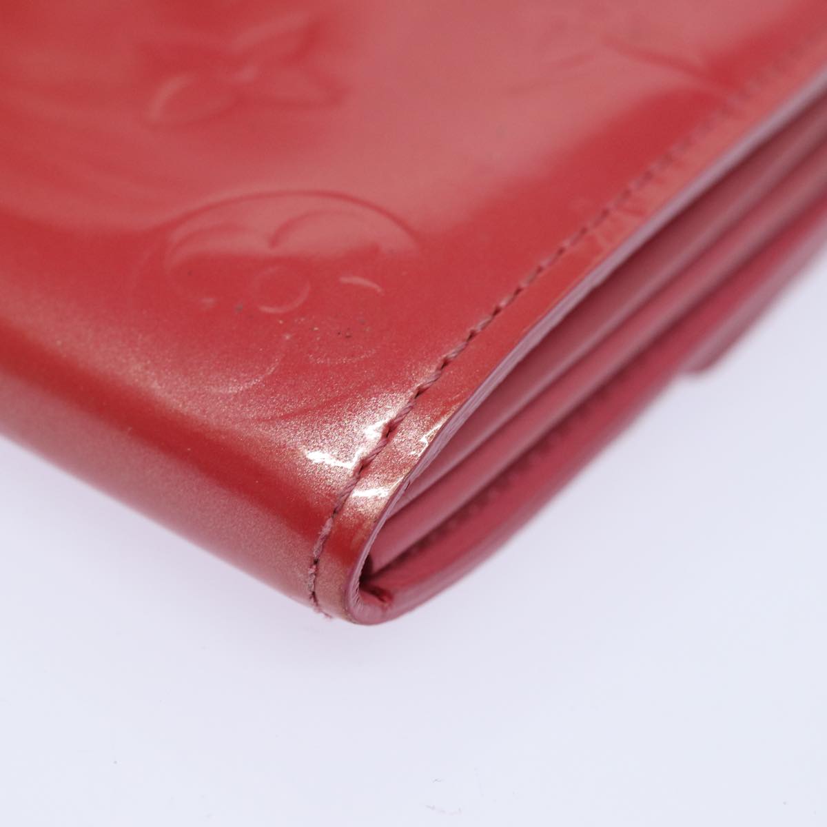 Louis Vuitton Sarah Red Patent Leather Wallet Accessories