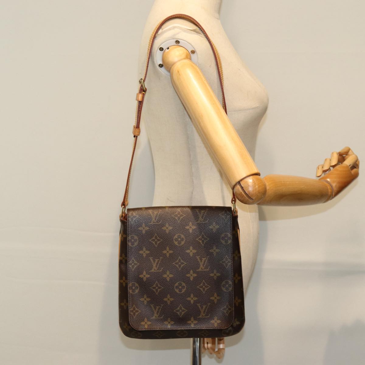 Louis Vuitton Musette Salsa Brown Canvas Shoulder Bag