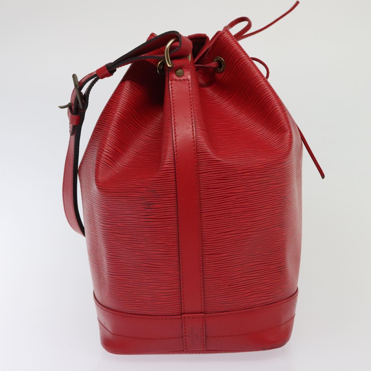 Louis Vuitton Noé Red Leather Shoulder Bag