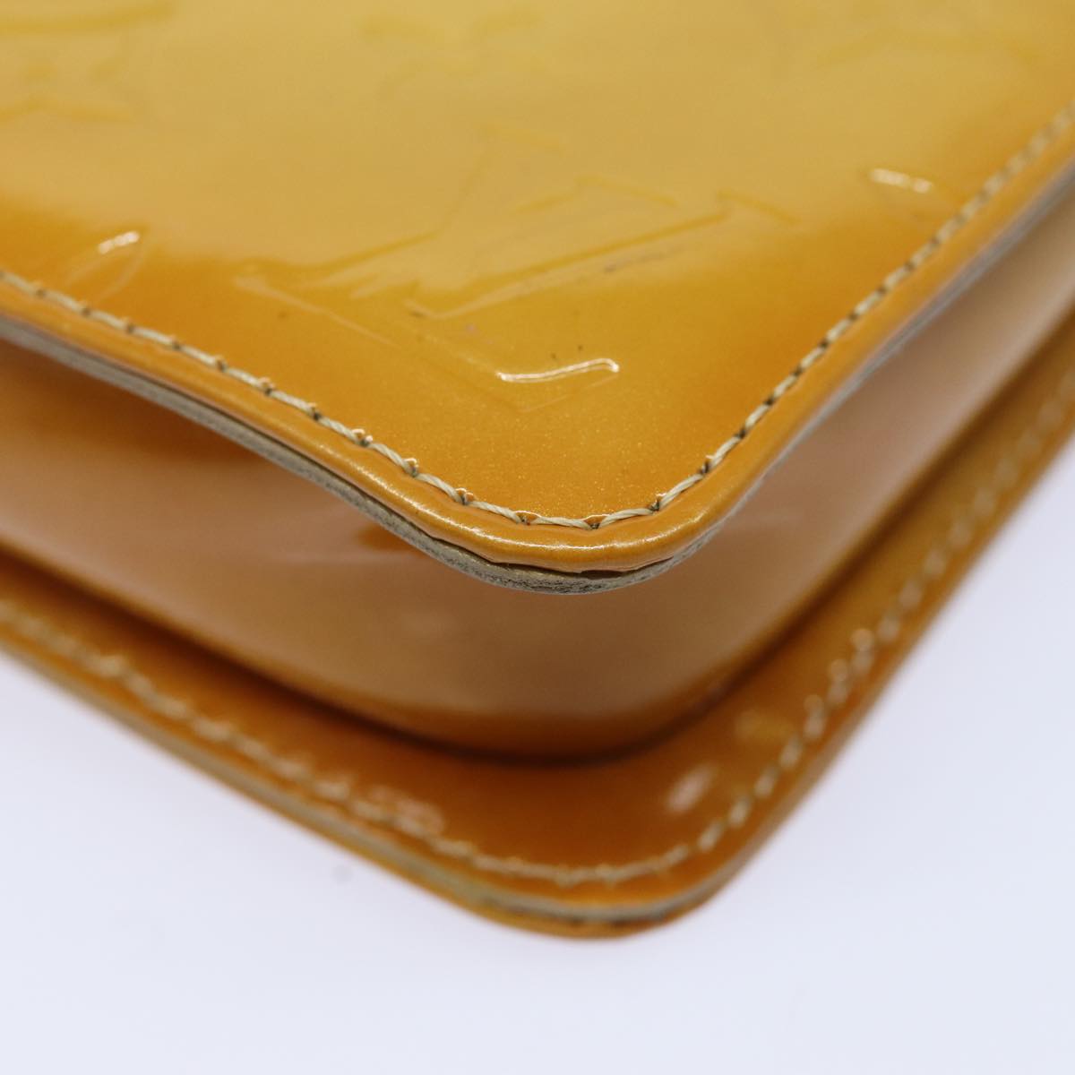 Louis Vuitton Lexington Camel Patent Leather Clutch Bag