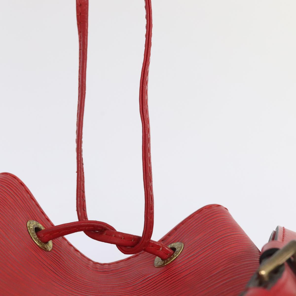 Louis Vuitton Noé Red Leather Shoulder Bag