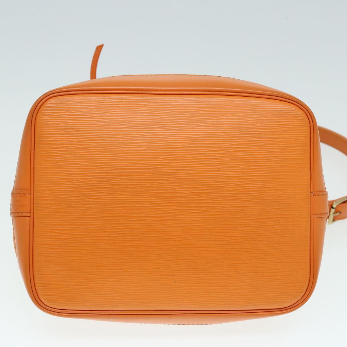 Louis Vuitton Noé Orange Leather Shoulder Bag