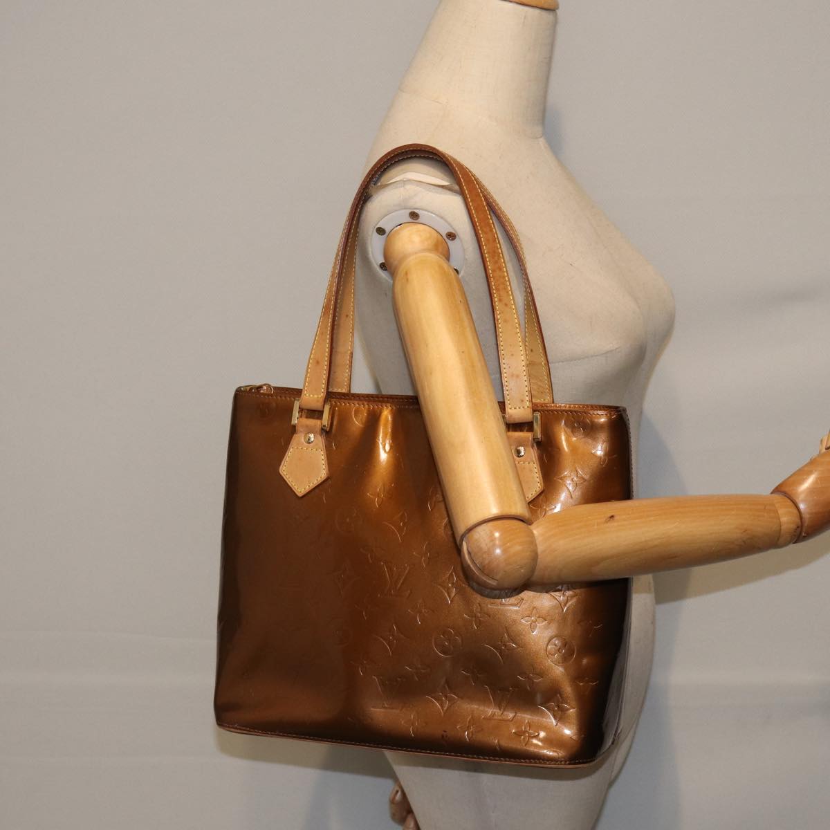 Louis Vuitton Houston Brown Patent Leather Shoulder Bag