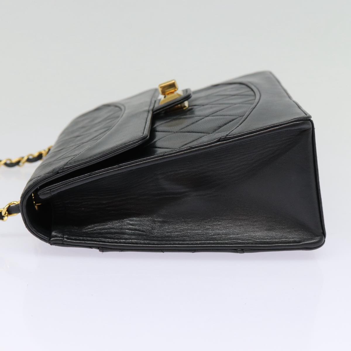 Chanel Single flap Black Leather Shoulder Bag