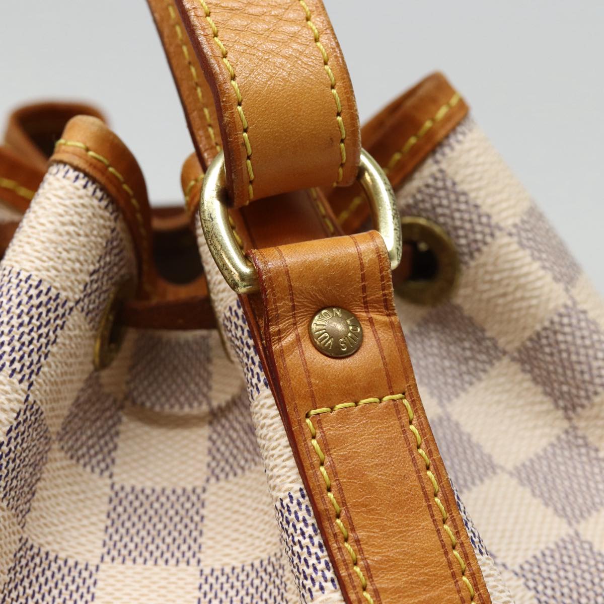 Louis Vuitton Noé White Canvas Shoulder Bag