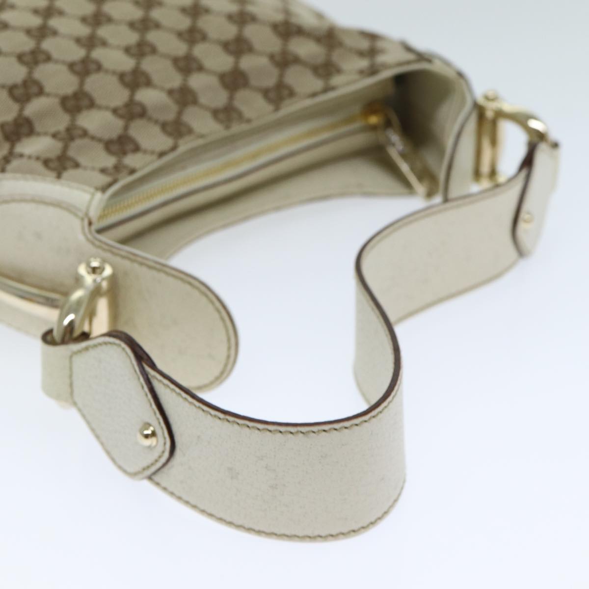 Gucci GG canvas Beige Canvas Shoulder Bag